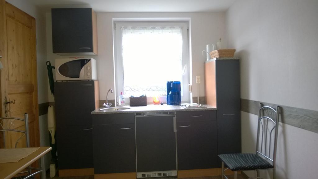 Ferienwohnung Witzig Inh Rita Weitmann Ingelheim-sur-le-Rhin Chambre photo